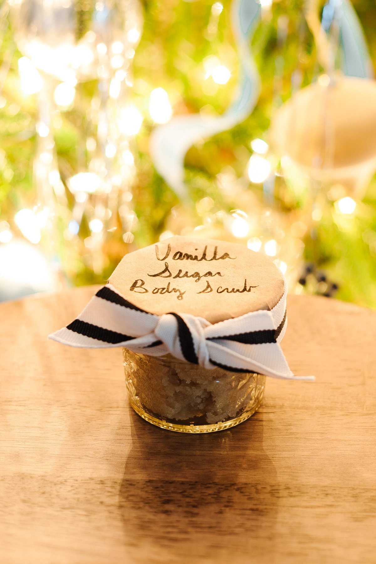 vanilla sugar body scrub in a jar