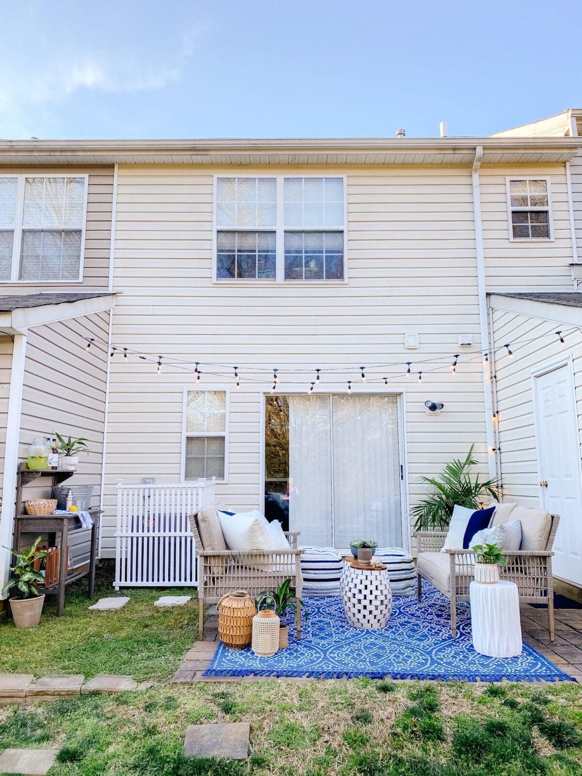 townhouse patio in a small backyard