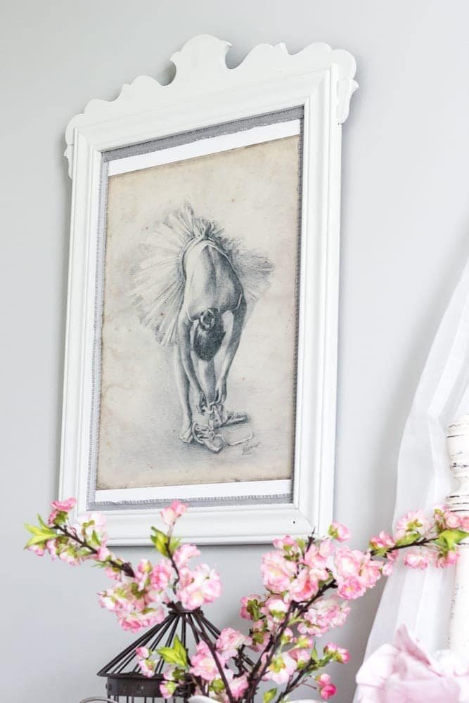 Repurposed Mirror Picture Frames | unigumushane.com - How to repurpose mirrors into picture frames along with an honest first-timer's review of Joanna Gaines' Magnolia Home Paint.