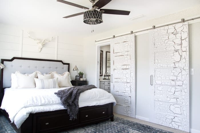 Rustic Modern Master Bedroom Reveal + Sources | unigumushane.com - A plain white, boring builder grade space gets a rustic modern master bedroom makeover using DIY home improvement tricks and decor shopping on a budget.