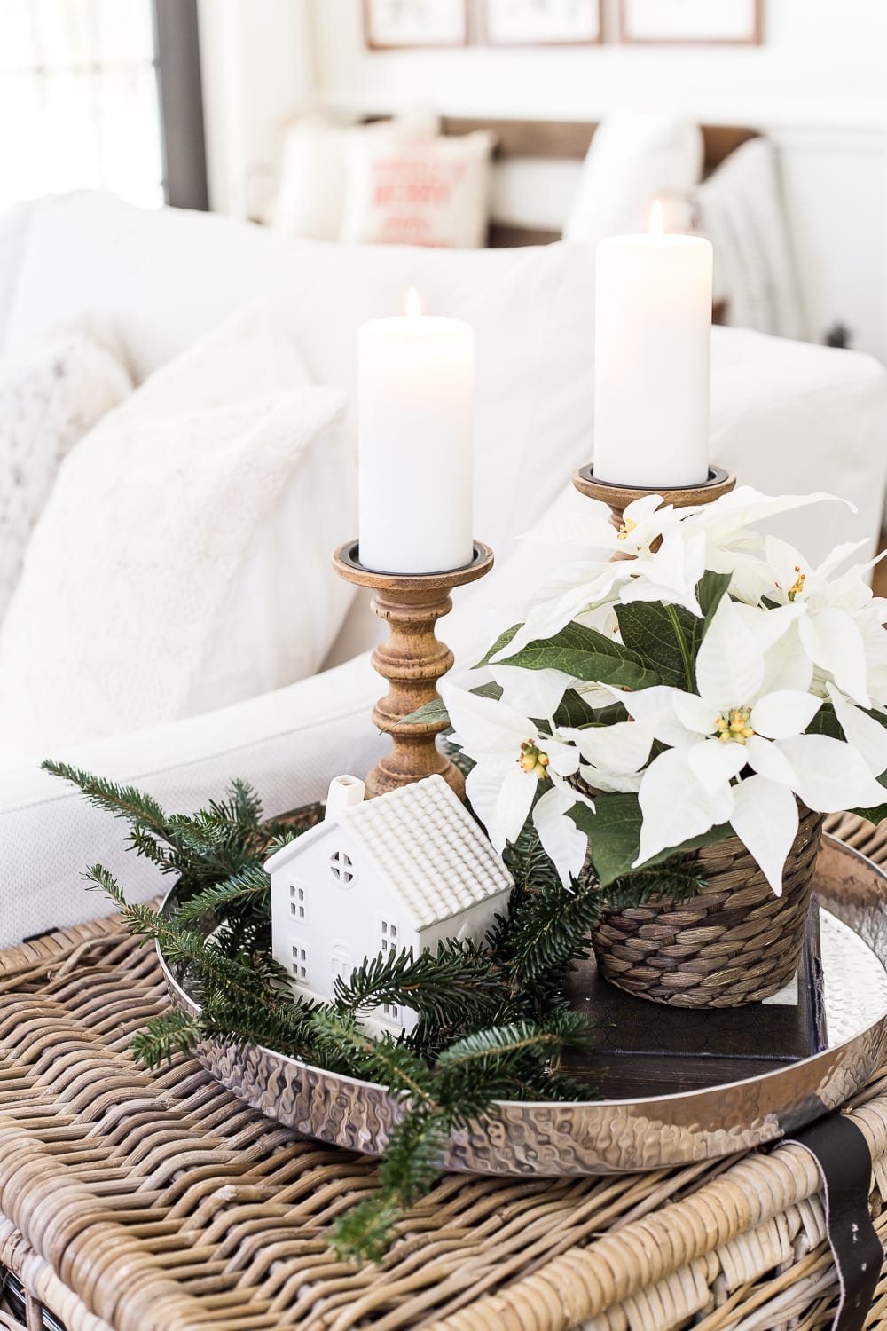 Seasonal Simplicity Christmas Living Room | unigumushane.com - A tour of a neutral Christmas living room with simple, natural decor, mercury glass, and a modern rustic vibe. #christmaslivingroom #neutralchristmas #christmasdecor
