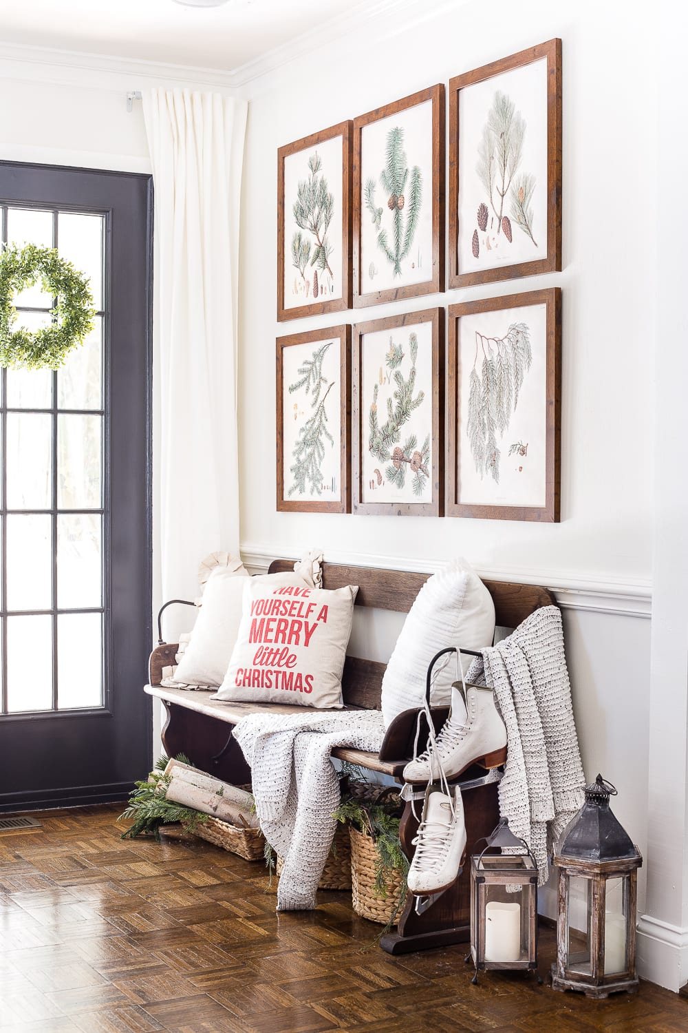 Seasonal Simplicity Christmas Living Room | unigumushane.com - A tour of a neutral Christmas living room with simple, natural decor, mercury glass, and a modern rustic vibe. #christmaslivingroom #neutralchristmas #christmasdecor
