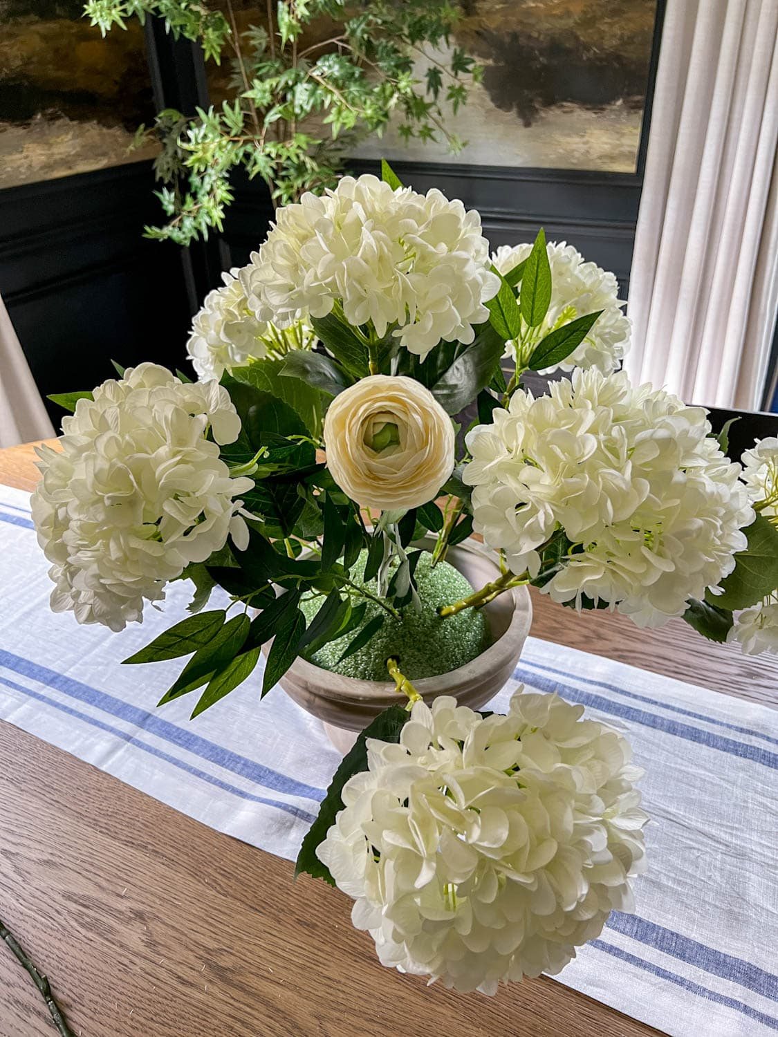 how to arrange flowers for DIY centerpieces in florist foam