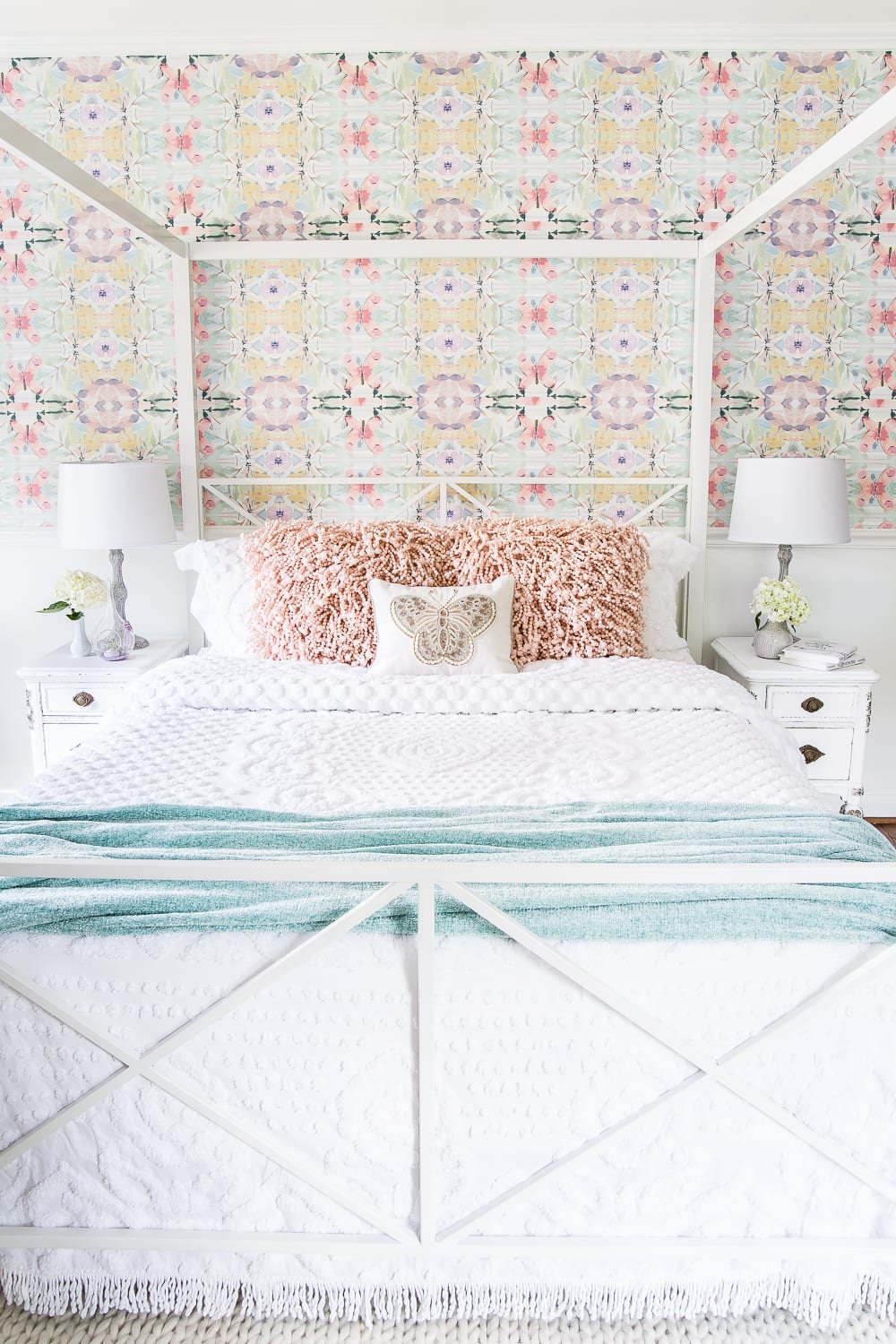 Wallpaper Designer Dupes: Splurge vs. Save | A round-up shopping guide with 14 of the most popular designer wallpapers and their cheaper dupes to get the look for less.