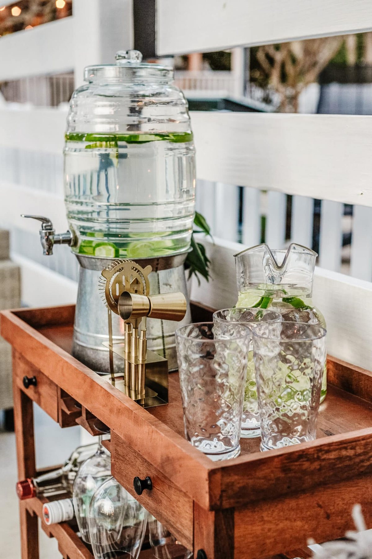 acrylic cups and pitcher that look like glass to use poolside