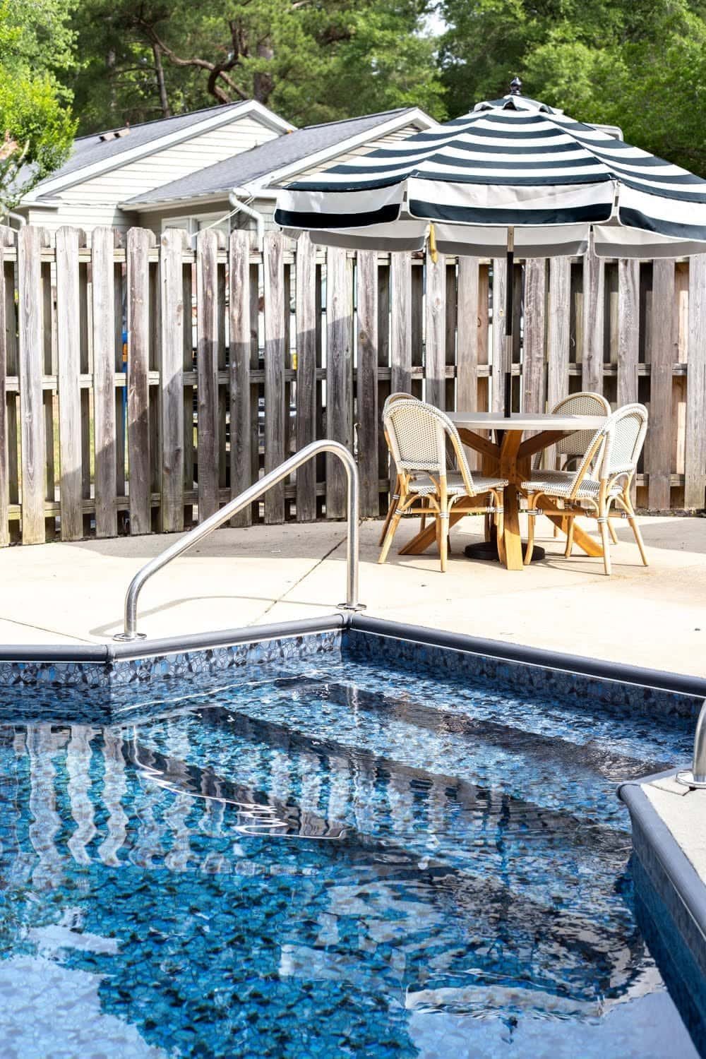 Swimming Pool Liner Makeover Reveal | Obsidian pool liner from GLI Pool Products TrueStone Collection