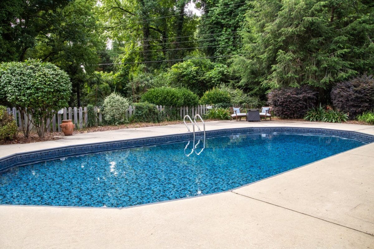 Swimming Pool Liner Makeover Reveal | Obsidian pool liner from GLI Pool Products TrueStone Collection