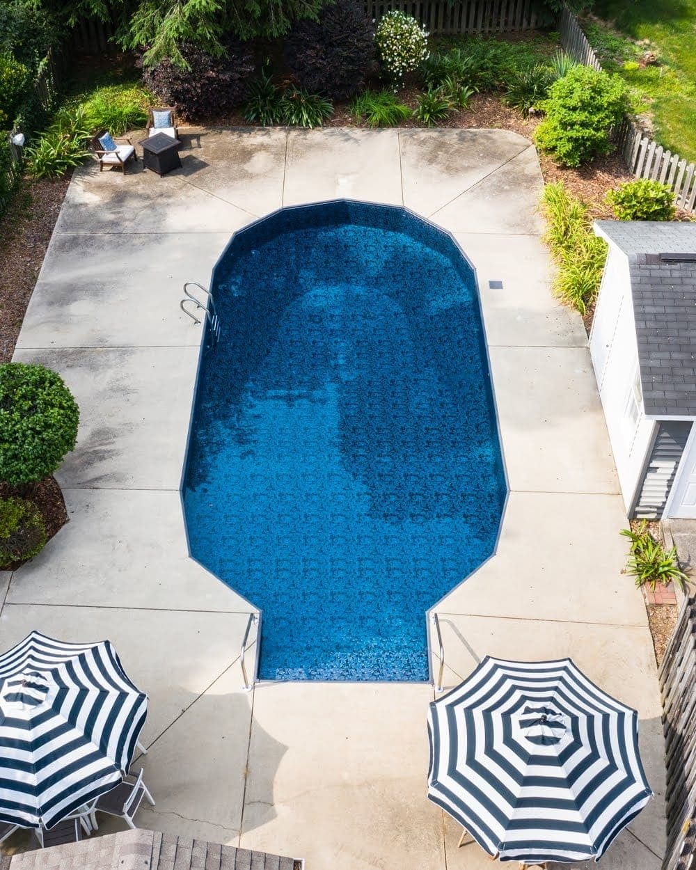 Swimming Pool Liner Makeover Reveal | Obsidian liner from GLI Pool Products TrueStone Collection