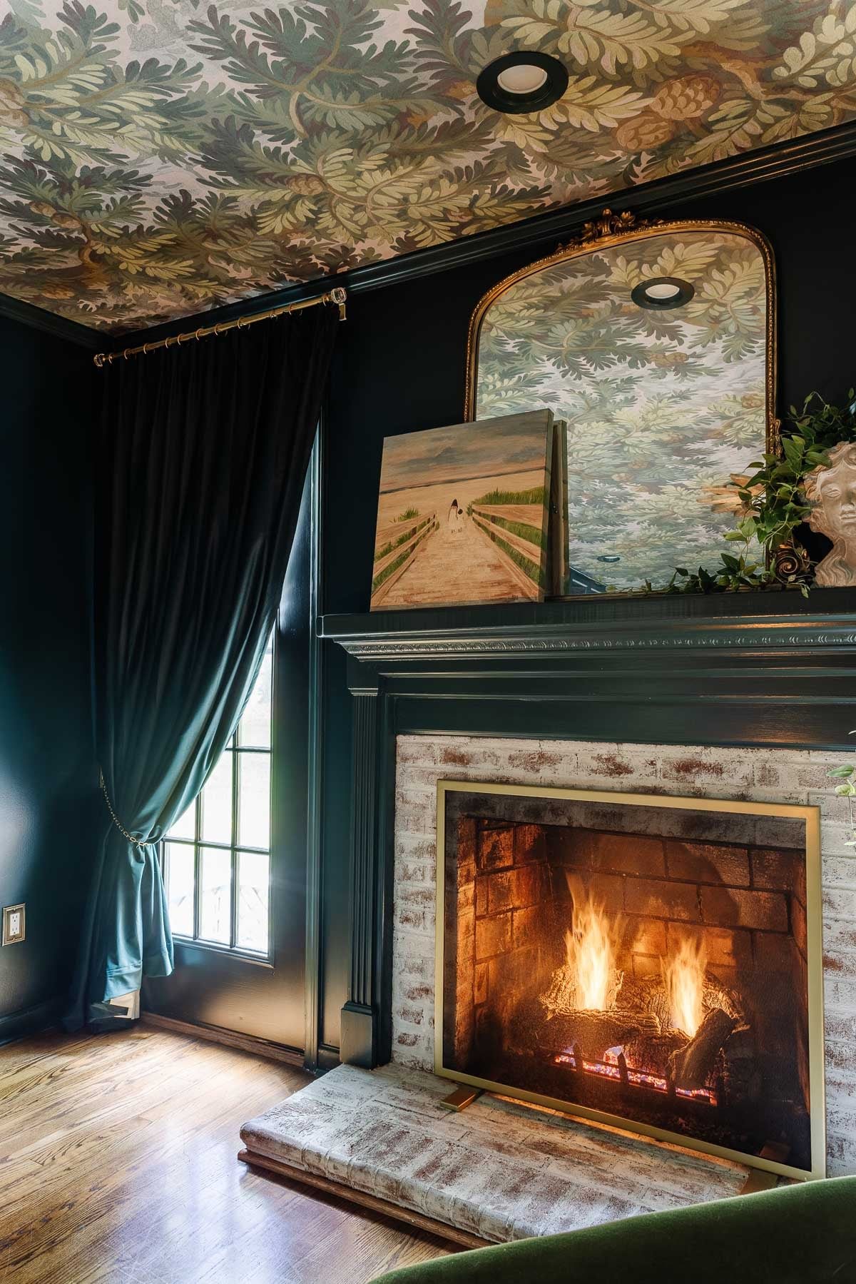 How to Pull Back Single Panel Drapes & Home Theater Curtains