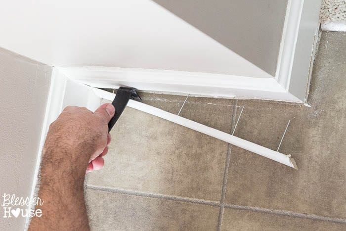 The DIY Newbie's Guide to Removing Baseboards | Unigumushane - Good to know for future reference!