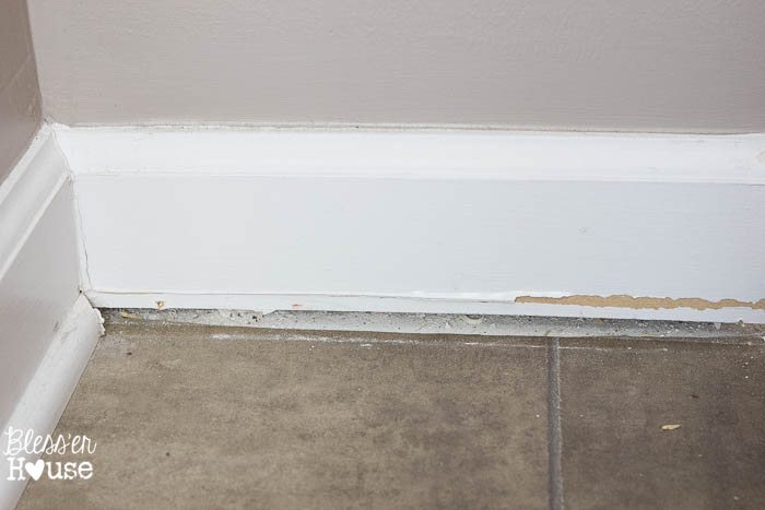 The DIY Newbie's Guide to Removing Baseboards | Unigumushane - Good to know for future reference!
