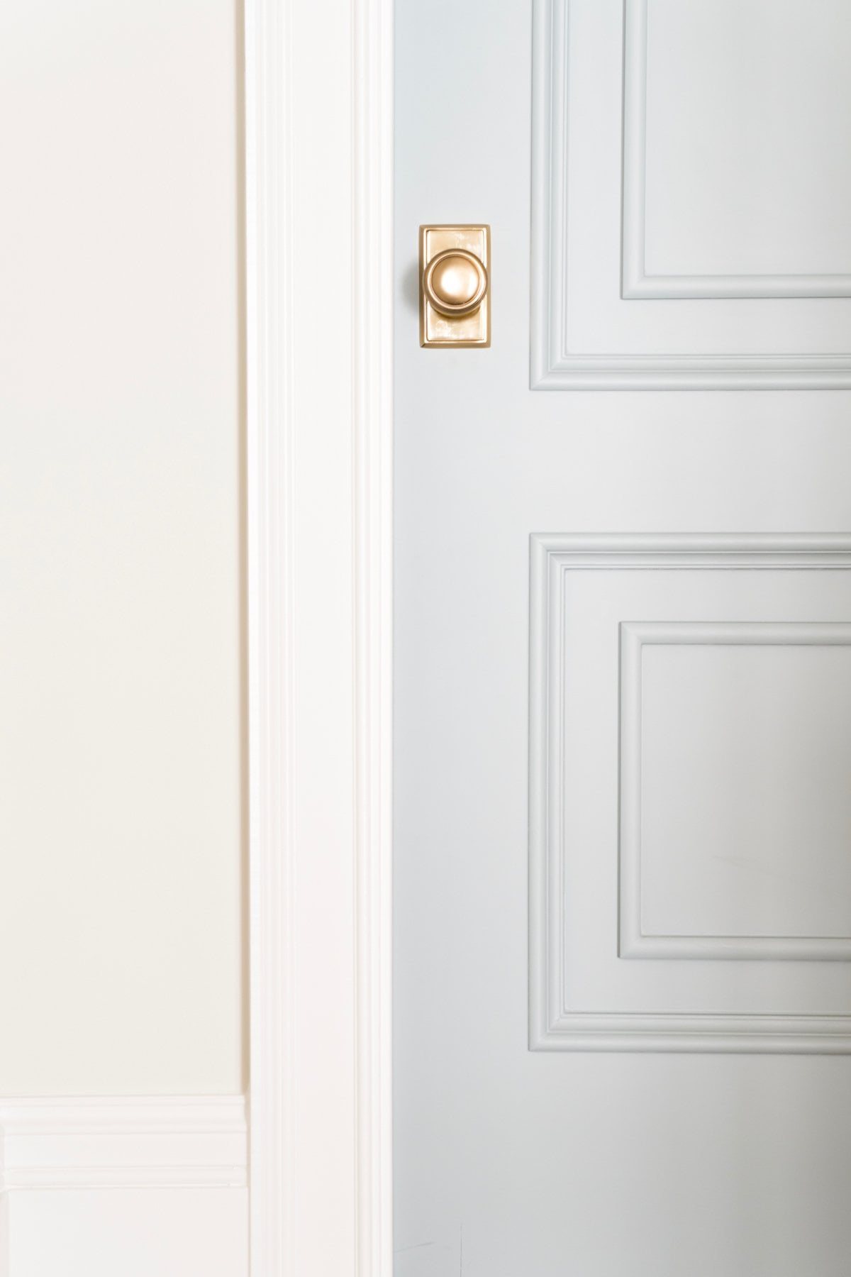 Benjamin Moore Boothbay Gray - blue grey paint for trim and doors