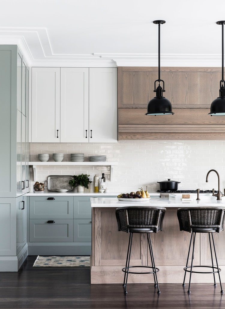 Benjamin Moore Water's Edge - blue grey paint good for kitchens and trim