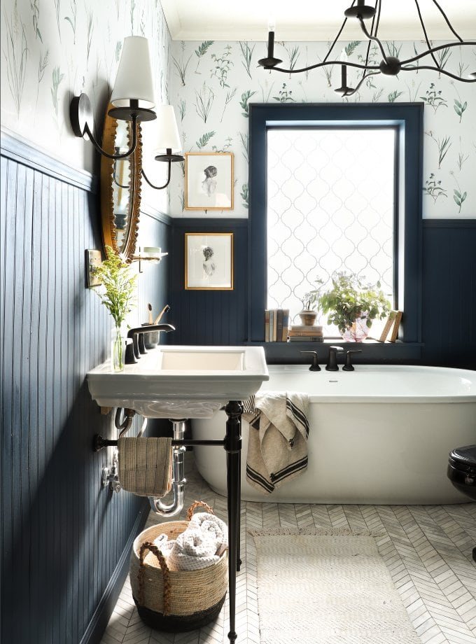 Behr Chimney - I Spy DIY - dark blue paint in bathroom