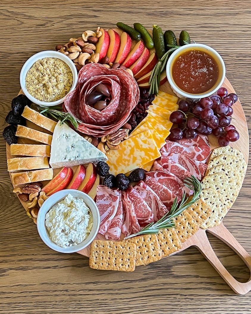 easy DIY charcuterie board finished