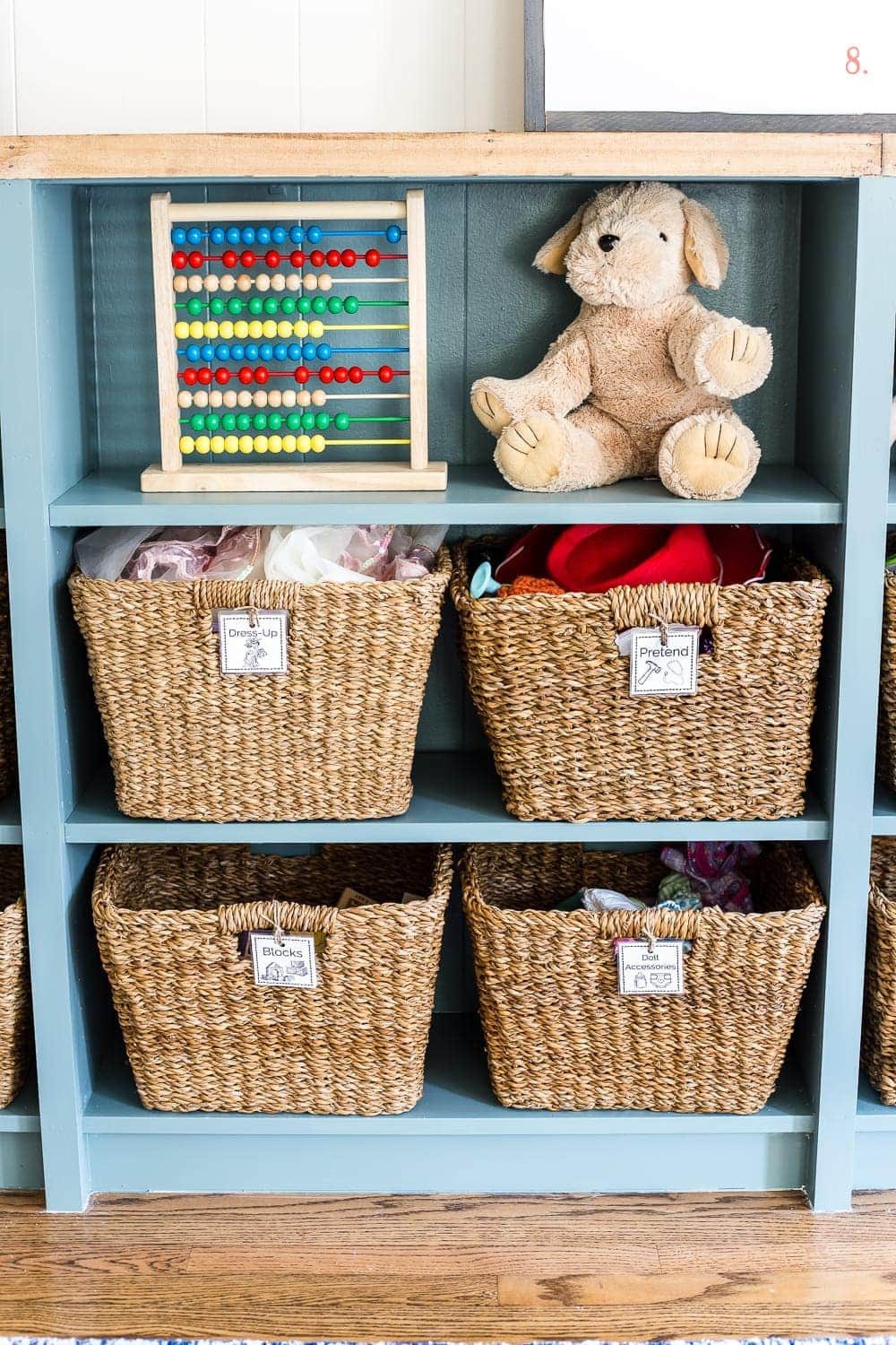A free printable set of toy organization labels for bins with pictures and legible font to make clean up easier for pre-reading children. #playroom #toyorganization #organizing #toyorganizing #freeprintables #labels