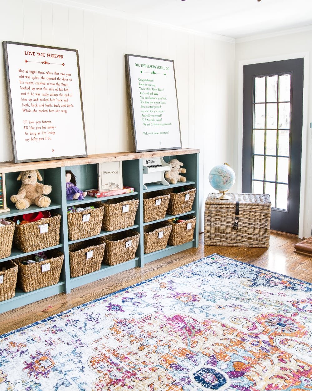 A free printable set of toy organization labels for bins with pictures and legible font to make clean up easier for pre-reading children. #playroom #toyorganization #organizing #toyorganizing #freeprintables #labels