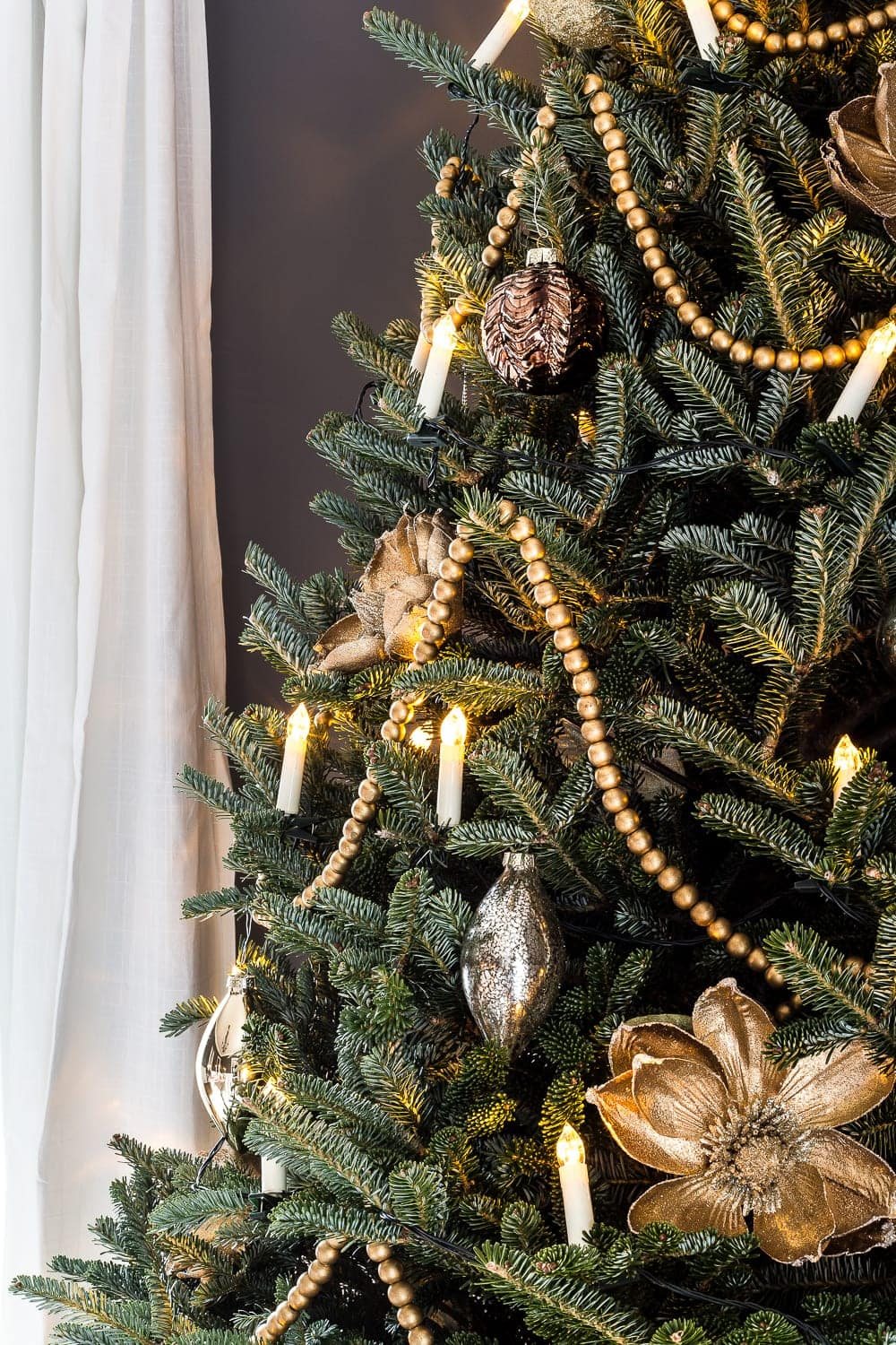 live christmas tree decorations