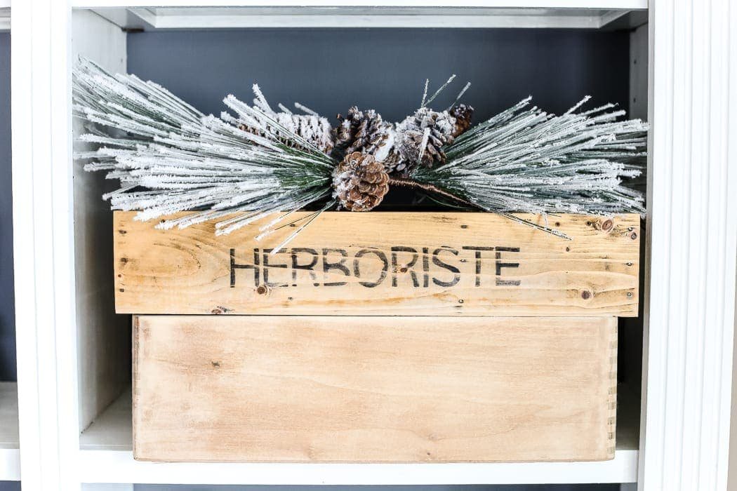 After-Christmas Winter Mantel and Living Room | unigumushane.com - A tour of an after-Christmas winter mantel and living room with thrifty ideas and creative budget decor to help bring warmth and life to your home.