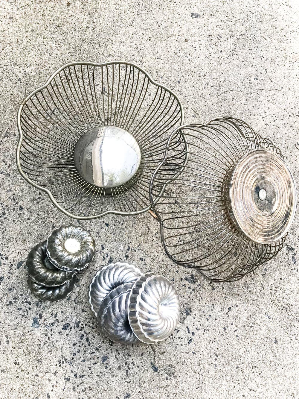 DIY wire basket and bundt pan pumpkins craft