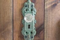 How to Make a Towel Rack from Antique Door Knobs