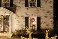 Outdoor Christmas Lawn Decorating Ideas Without a Ladder