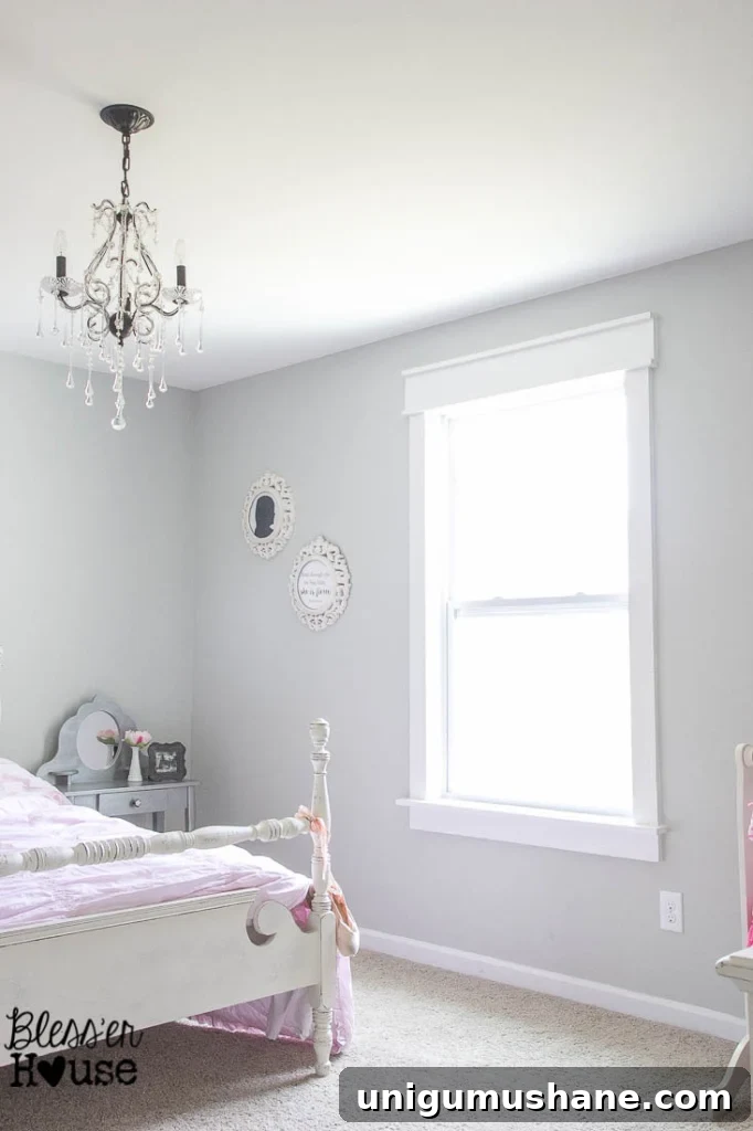 DIY Window Trim: Install Molding Without Miter Cuts 15 DIY window casing made with no miter cuts using basic wood boards