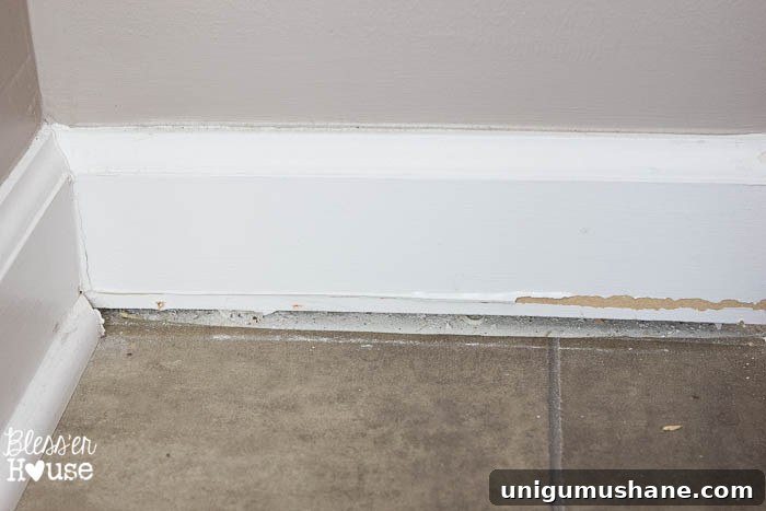 How to Remove Baseboards: A Beginner's DIY Guide 8 The DIY Newbie's Guide to Removing Baseboards | Bless'er House - Good to know for future reference!