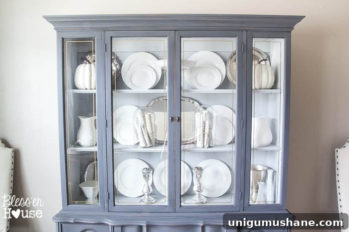 French Provincial China Cabinet Makeover in 2 Easy Steps | blesserhouse.com