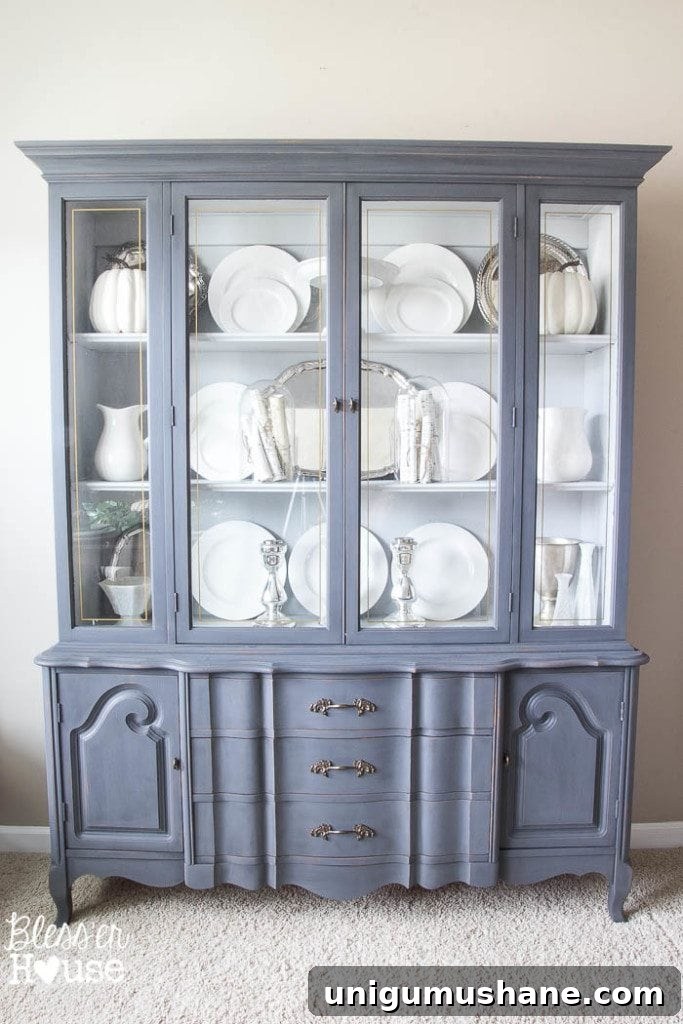 French Provincial China Cabinet Makeover in 2 Easy Steps | blesserhouse.com