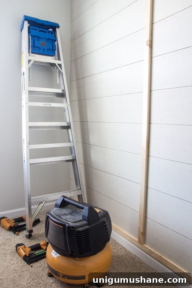 How to Build a Planked Board-and-Batten Accent Wall: Part 1 6 DIY Planked Board and Batten Accent Wall Part 1 | blesserhouse.com