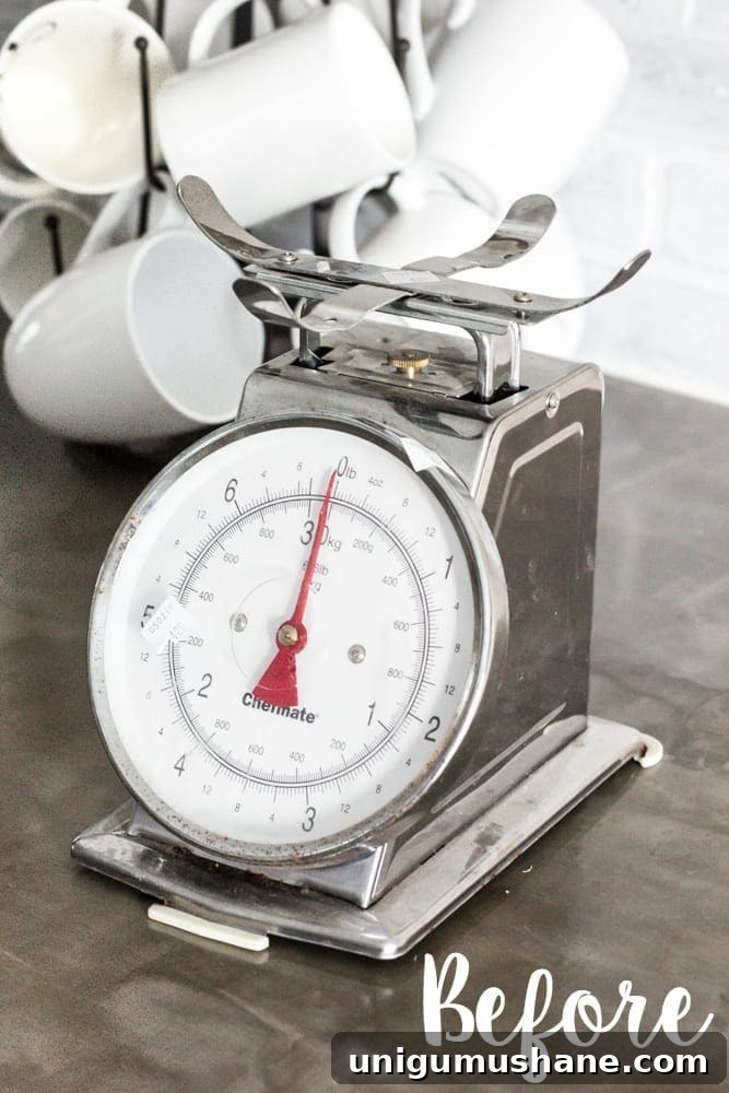 DIY Faux Rust Finish for a Vintage Scale Makeover 2 Faux Rusted Vintage Scale Makeover | blesserhouse.com - How to create a faux rust finish with paint on a steel kitchen scale.