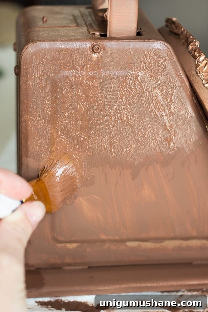DIY Faux Rust Finish for a Vintage Scale Makeover 6 Faux Rusted Vintage Scale Makeover | blesserhouse.com - How to create a faux rust finish with paint on a steel kitchen scale.