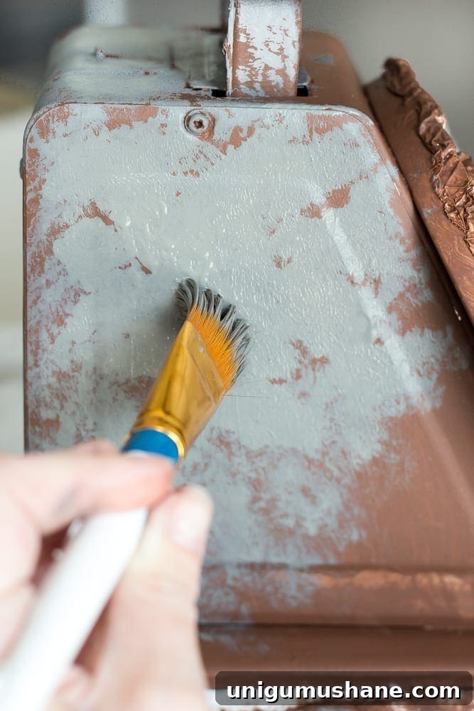 DIY Faux Rust Finish for a Vintage Scale Makeover 7 Faux Rusted Vintage Scale Makeover | blesserhouse.com - How to create a faux rust finish with paint on a steel kitchen scale.