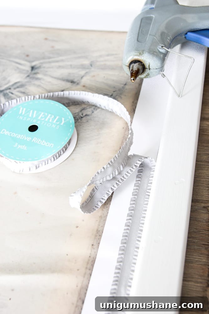 Turn Old Picture Frames into Stylish Mirrors 8 Repurposed Mirror Picture Frames | blesserhouse.com - How to repurpose mirrors into picture frames along with an honest first-timer's review of Joanna Gaines' Magnolia Home Paint.