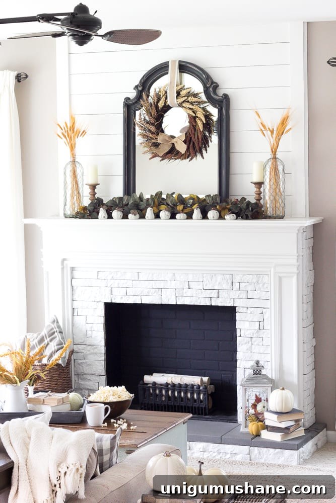 2016 Fall Home Tour: Cozy Seasonal Decor Ideas 14 Fall Home Tour 2016 | blesserhouse.com - Tips and tricks for how to incorporate fall decor easily and inexpensively in your home.