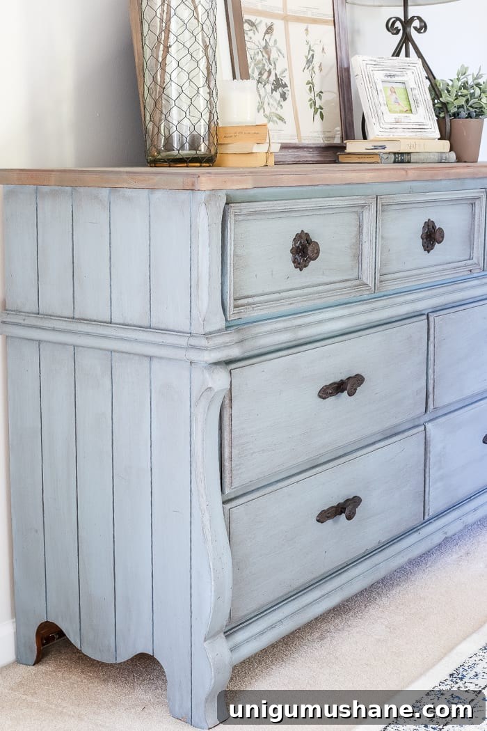 18 Ways to Add Farmhouse Charm to a Builder-Grade Home 9 Distressed painted furniture