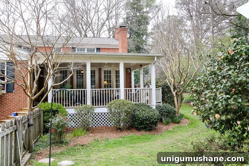 New House Tour: Sneak Peek Inside 8 img 26531 7