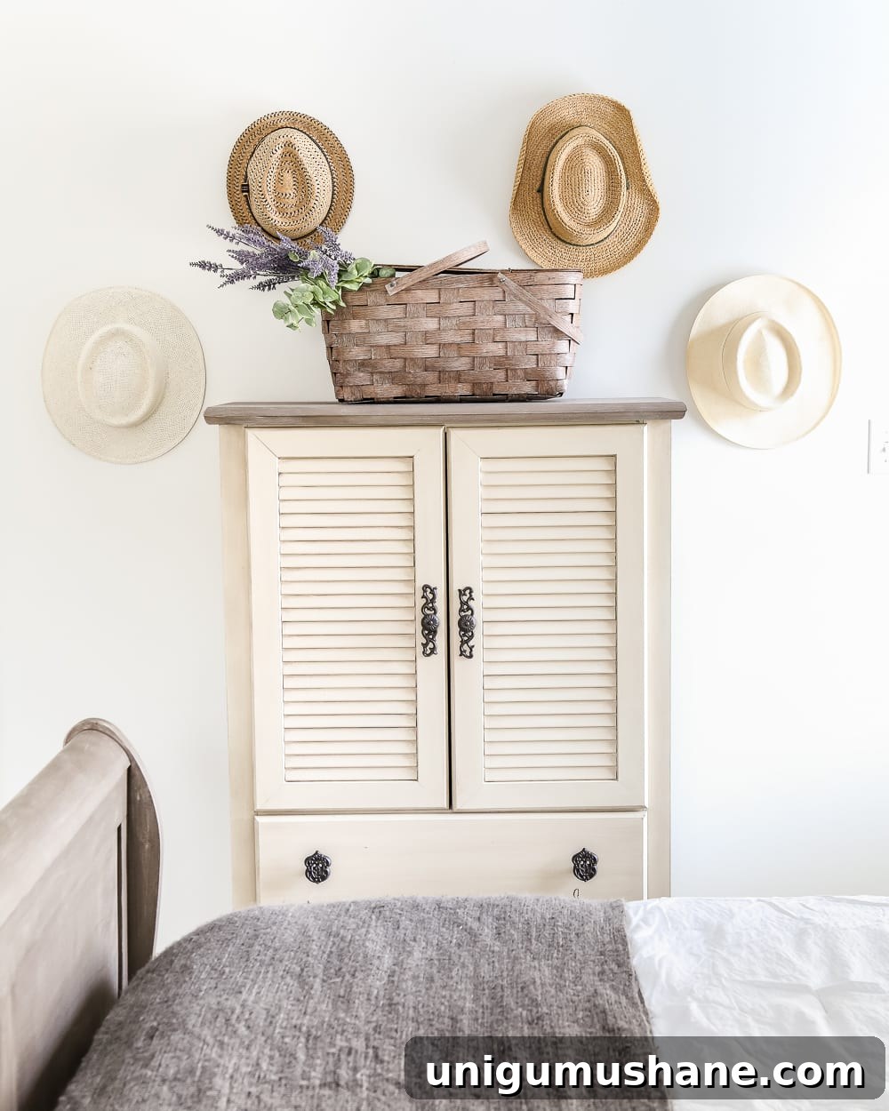 Cozy Blue Cottage Guest Bedroom Makeover: Before and After 8 Blue Cottage Style Guest Bedroom Makeover | blesserhouse.com - A dark and dated guest bedroom gets a cottage style makeover with serene shades of blue using Craigslist furniture and budget-friendly finds.