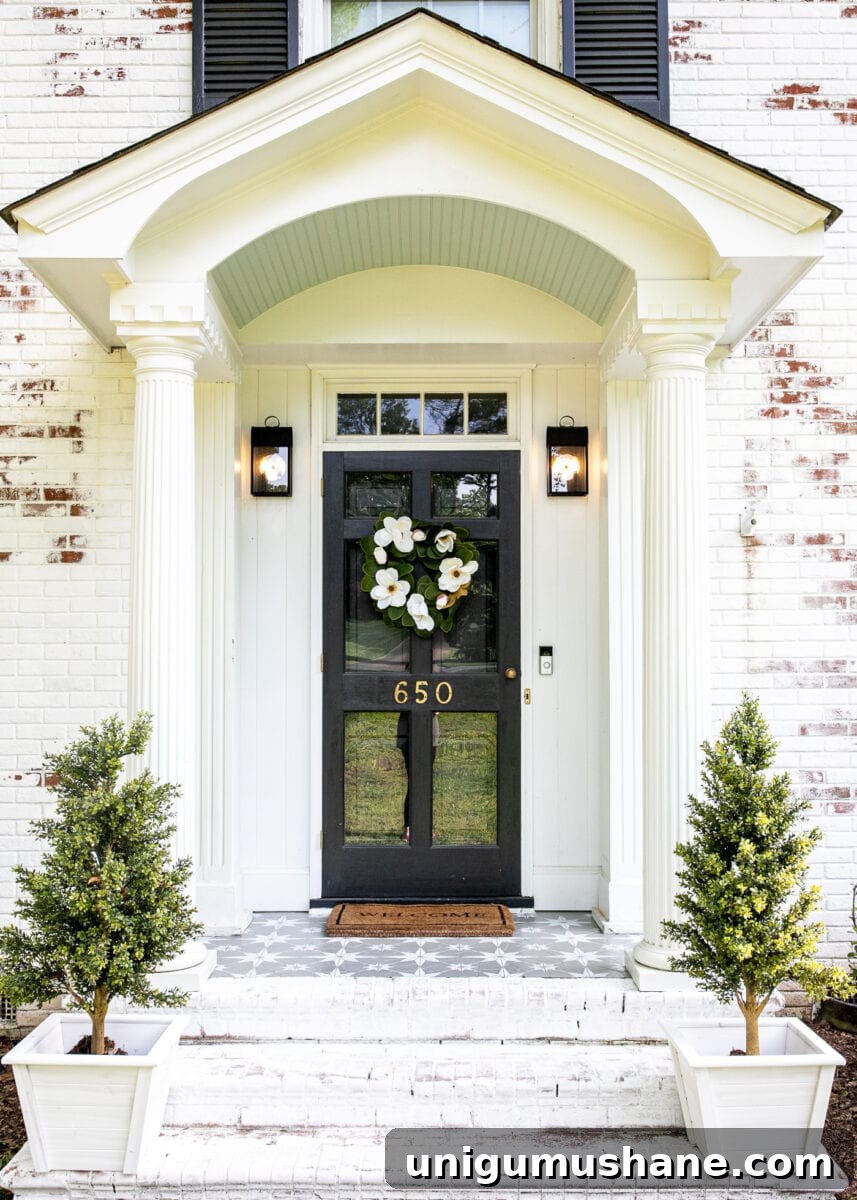Haint Blue Porch Ceiling Paint Shades 4 haint blue front porch stoop painted Benjamin Moore Palladian Blue