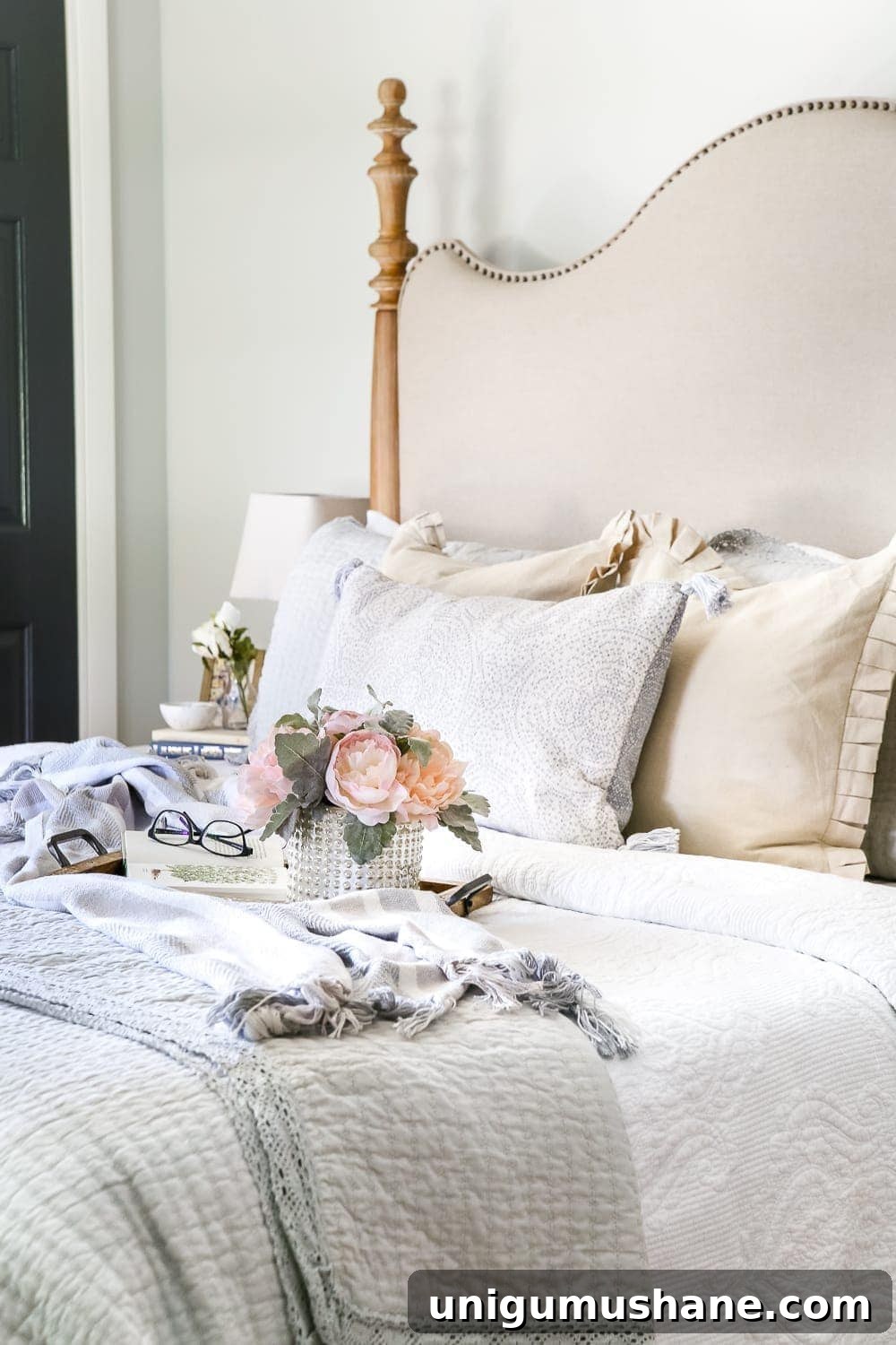 Summer Bedroom Tour: Fresh Decor Ideas and Styling Tips 5 Simply Summer Bedroom Tour | blesserhouse.com - A drab bedroom gets a sophisticated makeover using clearance items and thrift finds for a masculine / feminine balance styled for summer.