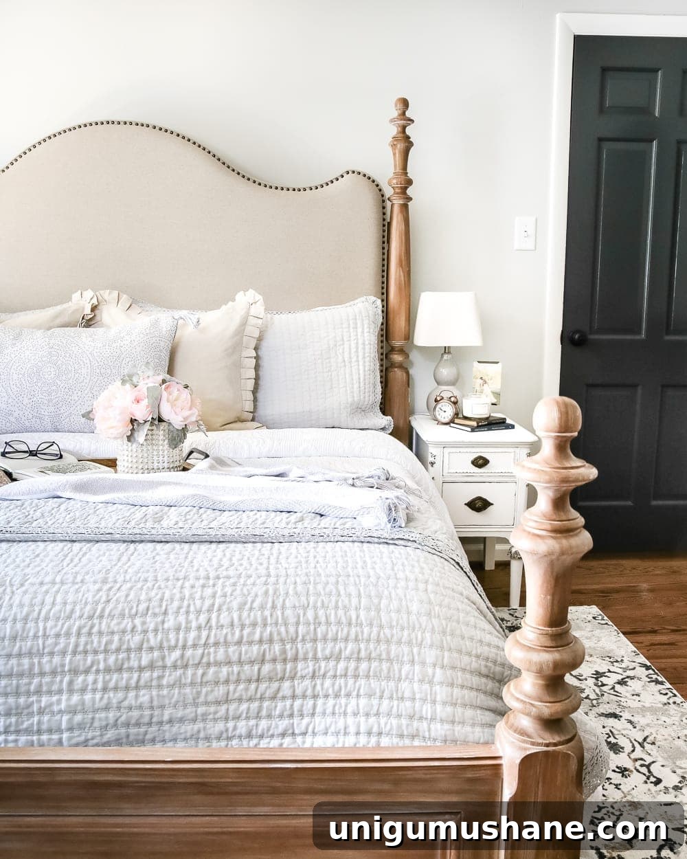Summer Bedroom Tour: Fresh Decor Ideas and Styling Tips 6 Simply Summer Bedroom Tour | blesserhouse.com - A drab bedroom gets a sophisticated makeover using clearance items and thrift finds for a masculine / feminine balance styled for summer.