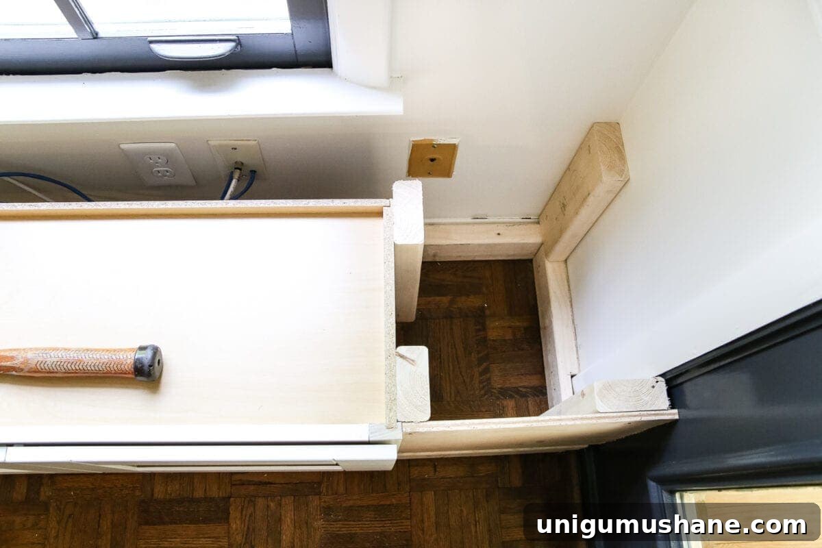 Securing cabinet