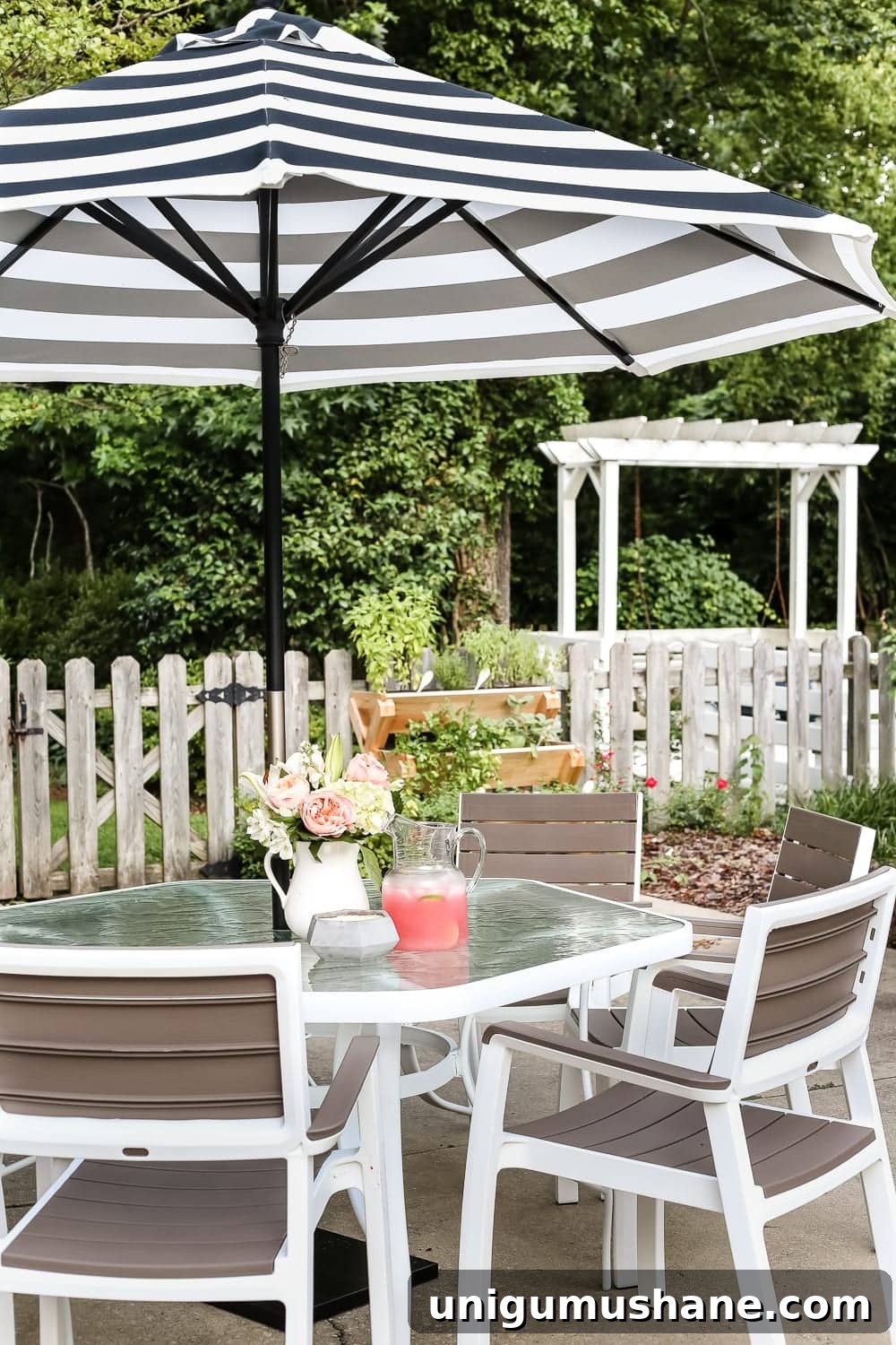 Deep Clean a Glass Patio Dining Table Without Streaks 8 How to Revive a Glass Patio Table | blesserhouse.com - A tutorial explaining how to clean, paint, and revive a glass patio table to make it look brand new in a few quick steps.