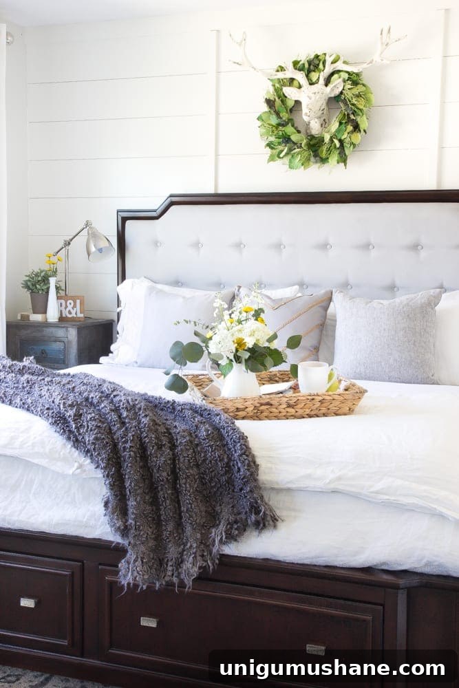 Affordable IKEA Decor Ideas for a Stylish Home 22 throw blanket on bed