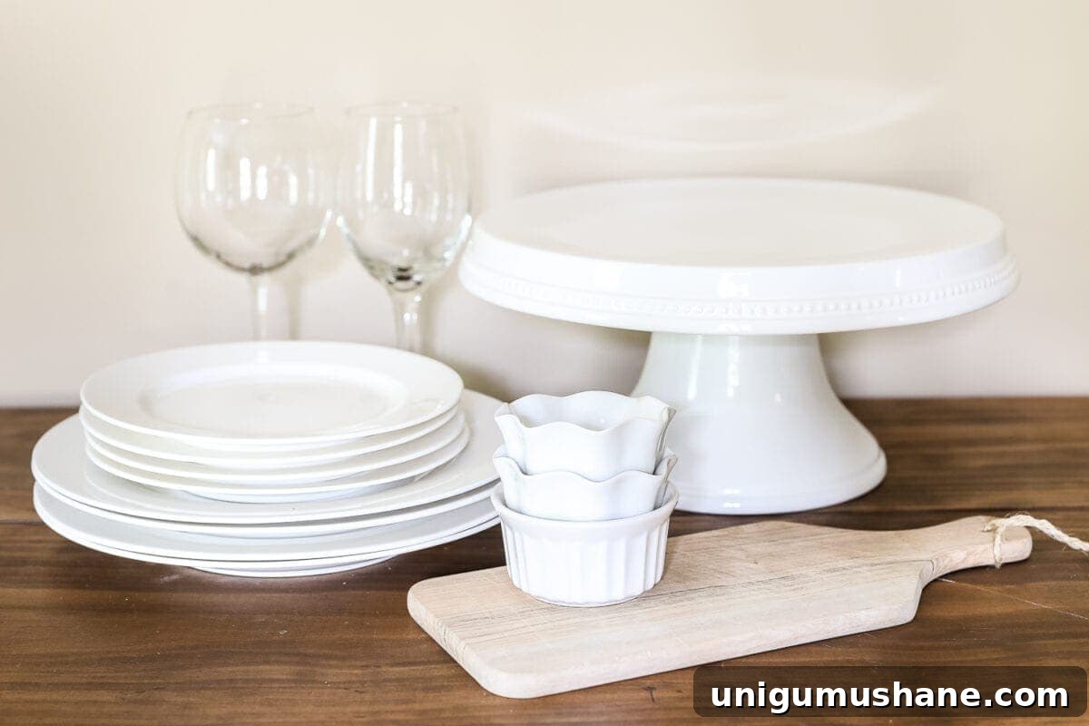 Timeless white tableware