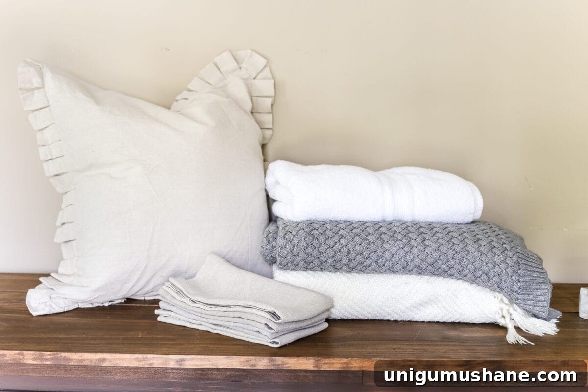 Neutral linens and pillows