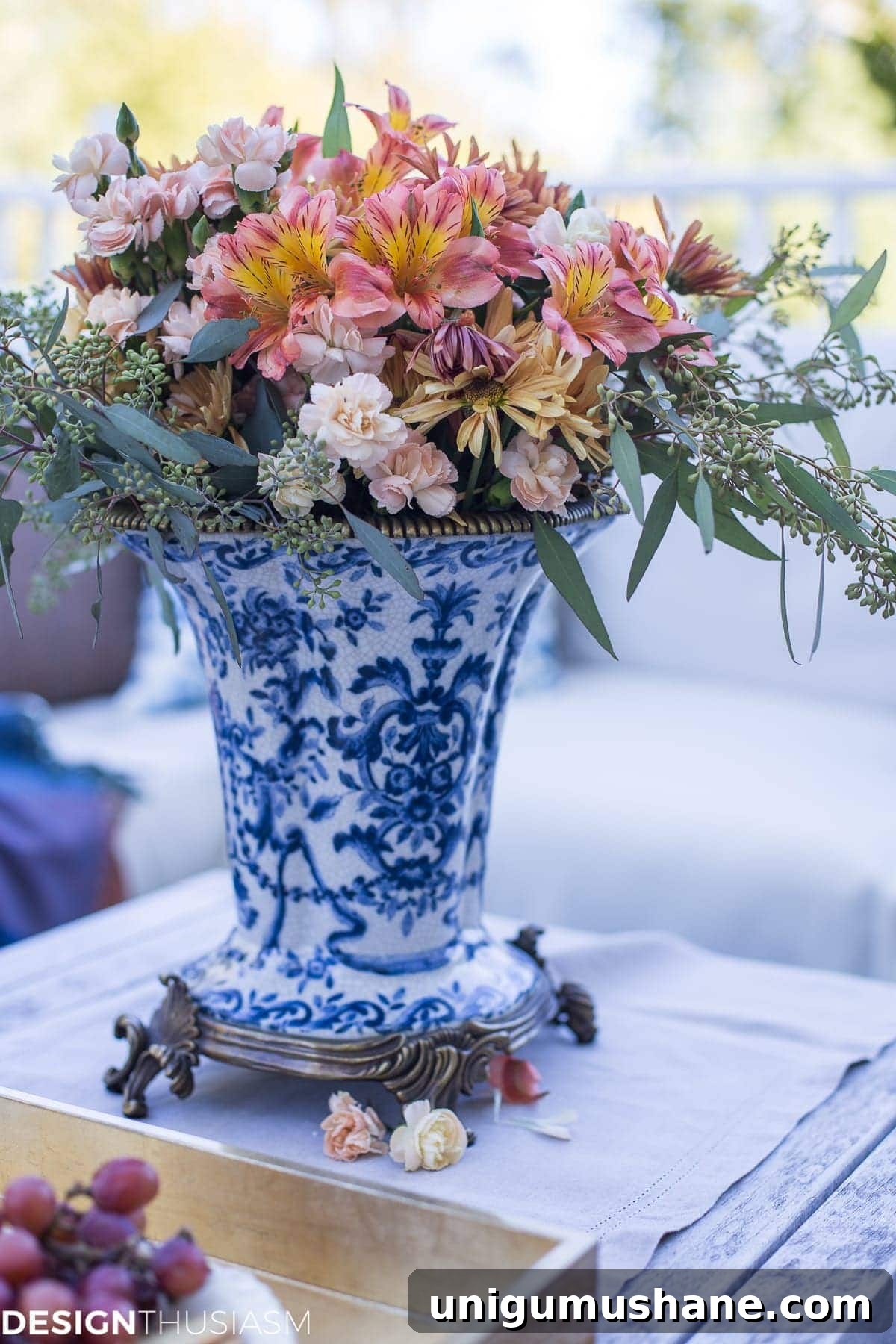 Neutral Thanksgiving Tablescape Ideas for an Understated Fall Table 11 Outdoor fall decorating ideas - designthusiasm.com