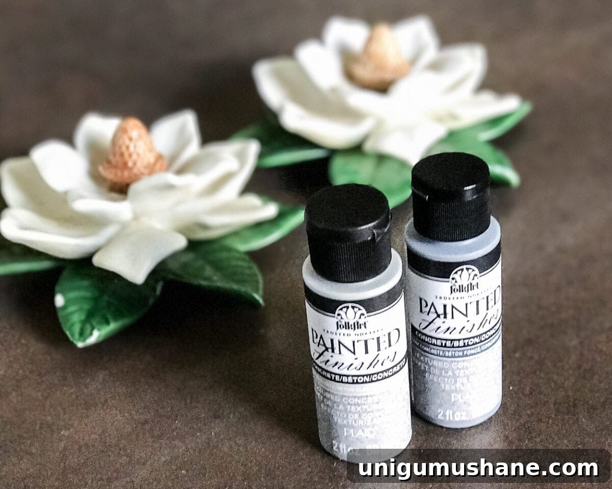 A quick and simple tutorial for how to make anything look like concrete with craft paint. #crafting #painting #thriftydecor 