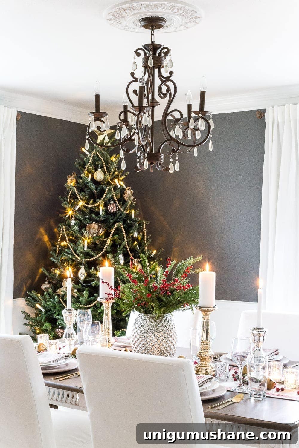 How to Decorate a Real Christmas Tree: Step-by-Step 13 real Christmas tree in a dining room